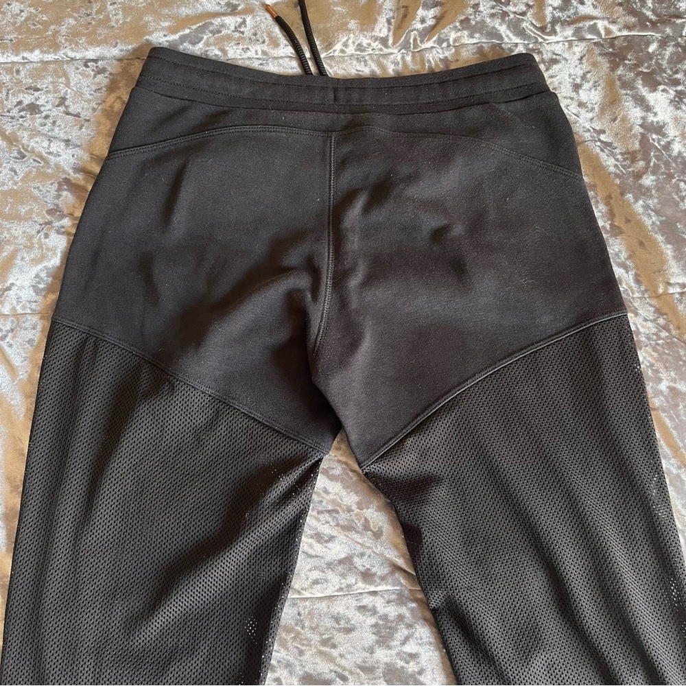 Black Abercrombie mesh Jogger Sweatpants - Picture 5 of 12
